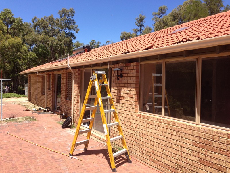 Before photo of Mundaring patio area