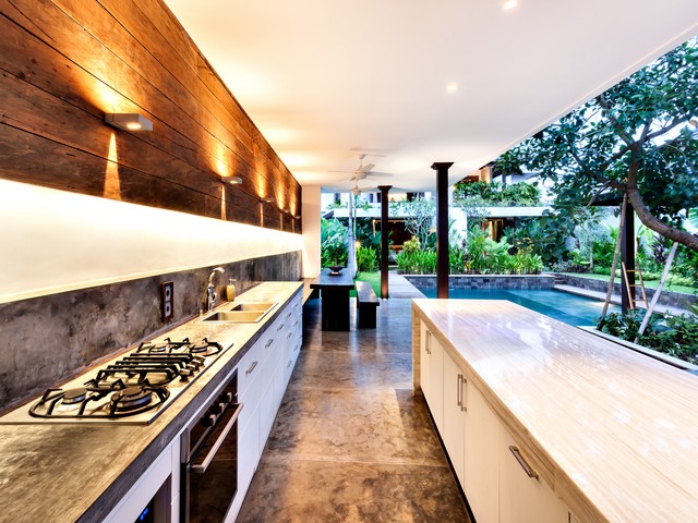 modern outdoor patio kitchen